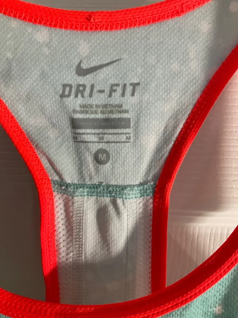 Nike Dri-FIT Women's Racerback Tank Scoop Neck Breathable Mesh back. Size M.